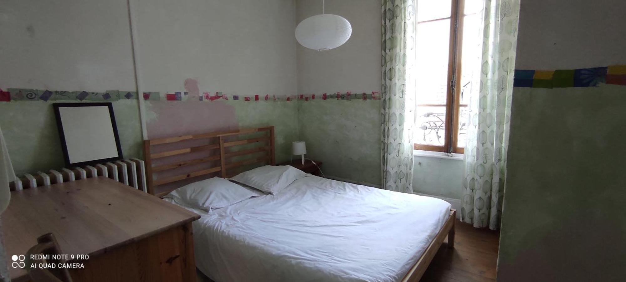 Grande Maison Ancienne Simple Et Spacieuse. Віші Екстер'єр фото